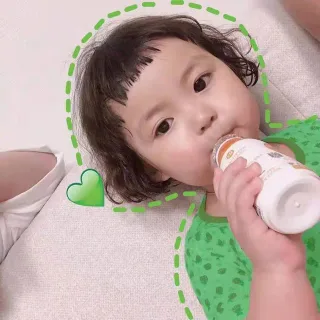 火爆全网的罗熙闺蜜团头像表情包