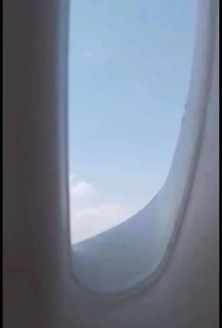 假装坐飞机
