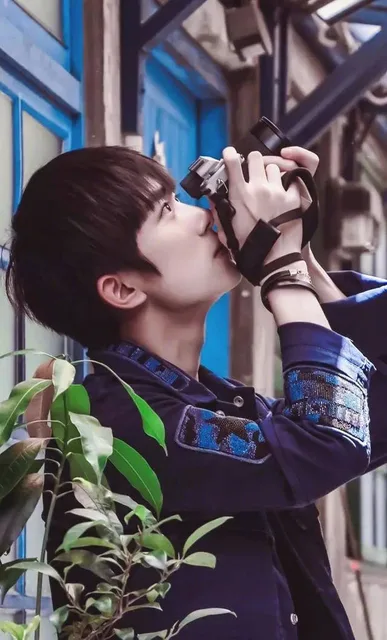 易烊千玺壁纸