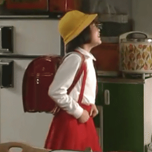 《樱桃小丸子 真人版》森迫永依 GIF 动图