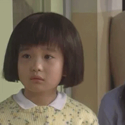 《樱桃小丸子 真人版》森迫永依小丸子动图表情包_森迫永依_樱桃小丸子_影视表情表情包