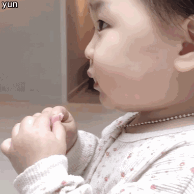 吧唧吧唧吃东西