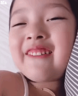 笑嘻嘻 GIF 动图