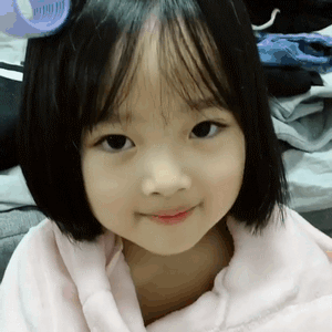 #권 율이# #1004yul_i# 权律二动图表情包_权律二_动图表情包
