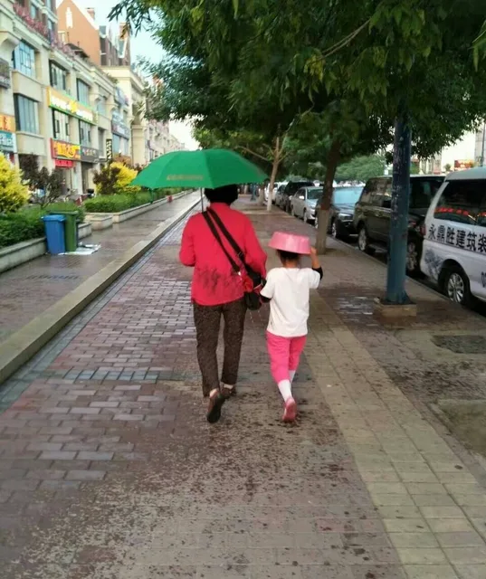 你是我的亲奶奶吗
