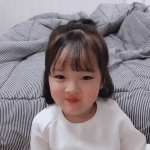 偷笑（偷笑）