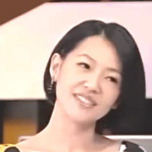 小S点头