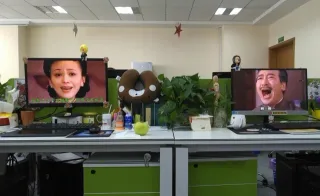 情侣头像还能这么玩，这戏也太足了_内涵表情包