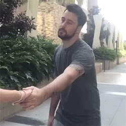 逛街时，心死如灰的男友