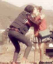 韩剧里最萌身高差的情侣 GIF