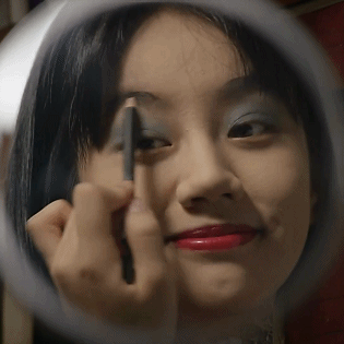 成德善化妆GIF（成德善化妆GIF）