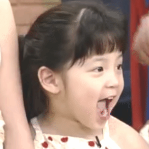小欧阳娜娜惊讶（小欧阳娜娜惊讶）