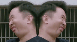 做鬼脸（做鬼脸）