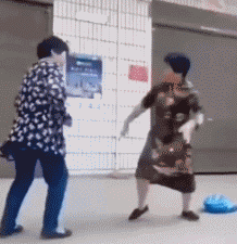 大妈吵架GIF 动图（大妈吵架GIF 动图）