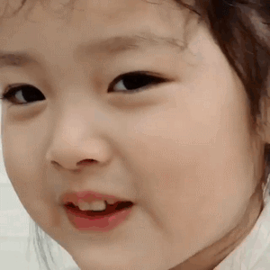 권 율이 1004yul_i 权律二动图_权律二_动图_gif_萌萌哒表情包