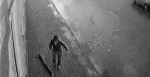 （车祸，不是每次都这么好运。感谢此刻我们还活着。_车祸）