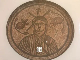 哦
